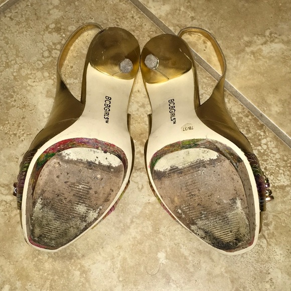 BCBGirls Gold Heels 7 - Picture 5 of 7